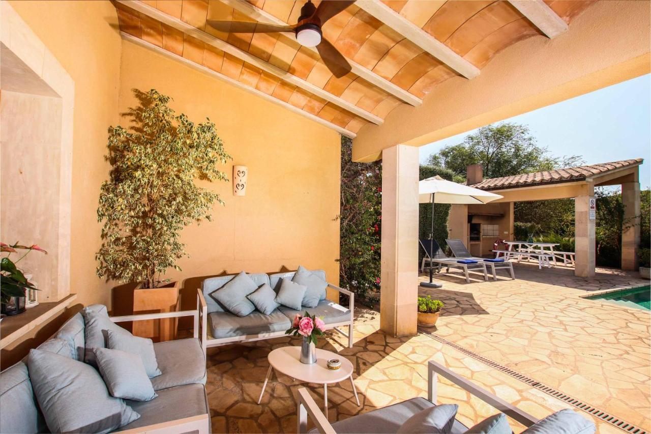 Mares Villa Crestatx