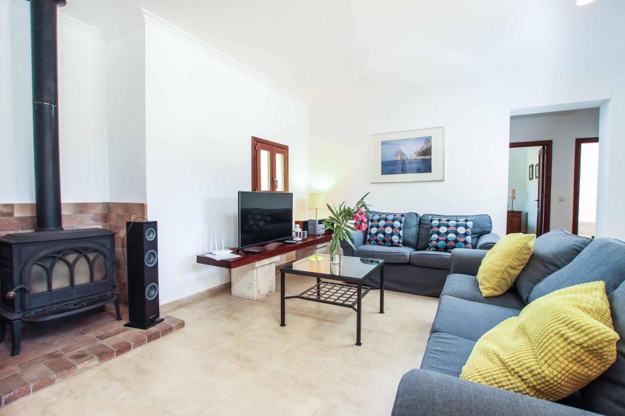 Mares Villa *